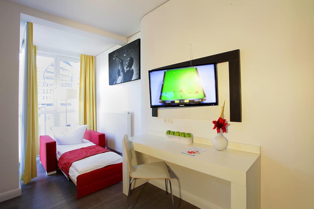Hotel Boutique 072 Hamburg St. Georg Esterno foto